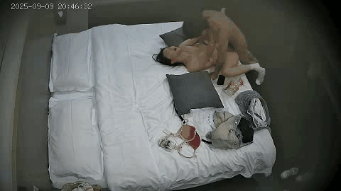 【自转】【ED2K】⏪20250910⏩校园清纯女神腰肢柔软叫声动听被掰一字马操喷水【19V/1.63G/1配额】