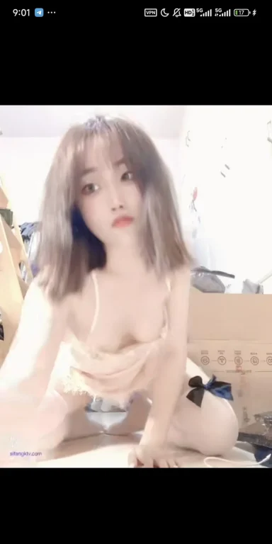 【PIKPAK】国产大学生反差婊希希宿舍自慰【14.1G】