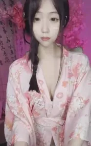 【磁力】超萌萝莉美眉【萝莉小羊】国风汉服舞蹈自慰直播录屏【5V2G】