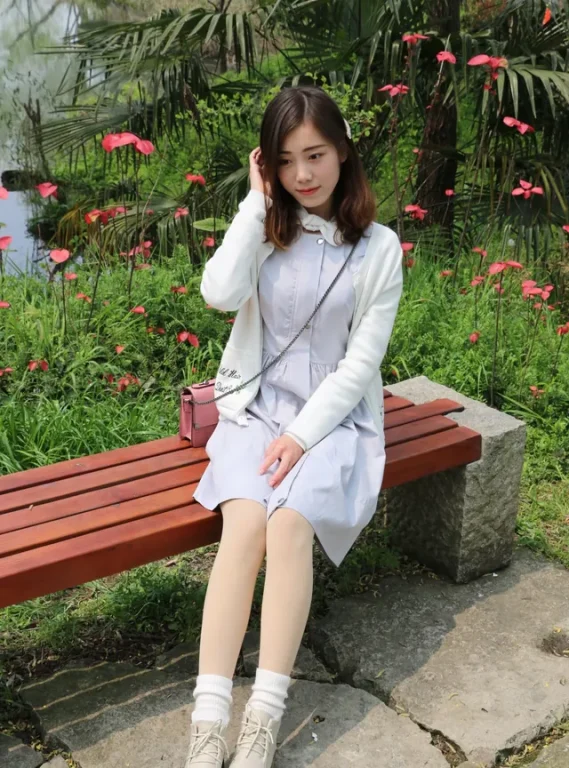 【磁力】网爆《三年回忆录》，超多日常照，量大超满足【8V 1878P,4.6G】