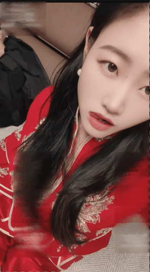 【自转】【115ED2k】极品大奶美少妇-娍-新婚的下午，休息时间，来宾客人们都在酒店在休息，老婆在家穿着中式大红婚礼服被我各种姿势干的大奶乱晃，最后再被我狠狠内射~【990M/1V】