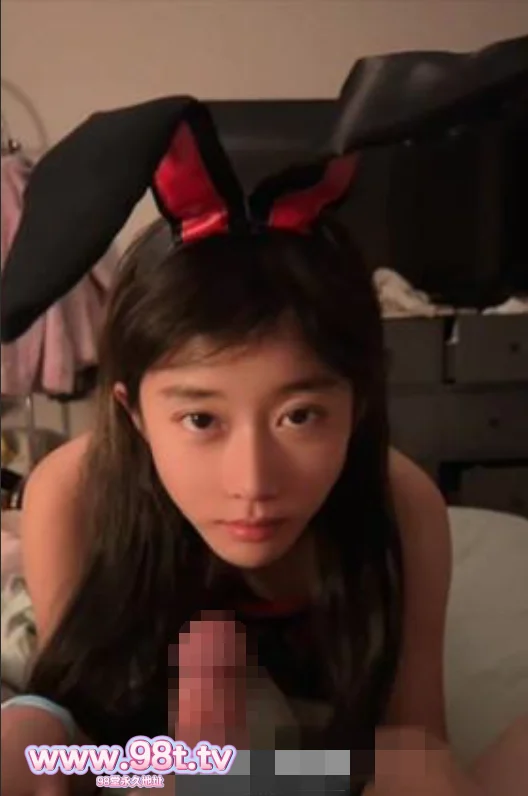 【自转】【115eD2k链接】江西现代学院 王龚敏 抢闺蜜富二代男友 两人复合后将其私拍曝光 一流口技吊打职业骚鸡 【 300M/2V/1配额】